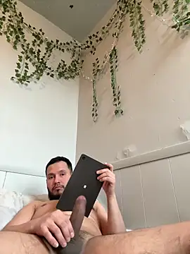 Ser02hot latino online show from 03-03-26, 06:25