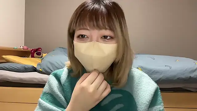 Snapshot of koko_xoxo chatting on 02-15-26, 07:27 koko xoxo online show from 02-15-26, 07:27