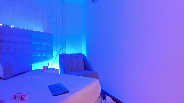 Snapshot of AlexiiaBrown chatting on 02-07-26, 08:45 AlexiiaBrown online show from 02-07-26, 08:45