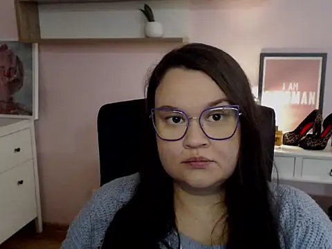 Snapshot of HollyDanceSoul chatting on 02-20-26, 05:37 HollyDanceSoul online show from 02-20-26, 05:37