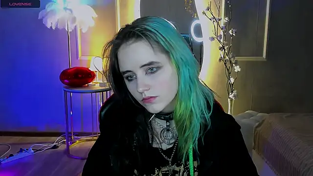 Snapshot of RubyMyst chatting on 02-17-26, 08:37 RubyMyst online show from 02-17-26, 08:37