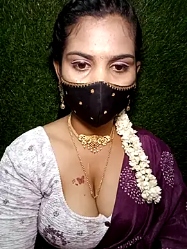 Snapshot of Nithyatamil chatting on 04-09-26, 05:40 Nithyatamil online show from 04-09-26, 05:40
