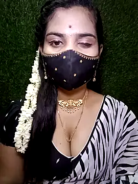 Snapshot of Nithyatamil chatting on 04-15-26, 05:20 Nithyatamil online show from 04-15-26, 05:20