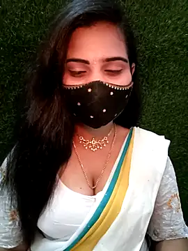 Snapshot of Nithyatamil chatting on 05-08-26, 05:07 Nithyatamil online show from 05-08-26, 05:07
