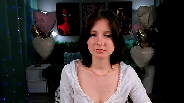 Snapshot of KikaOsterman chatting on 03-02-26, 12:01 KikaOsterman online show from 03-02-26, 12:01