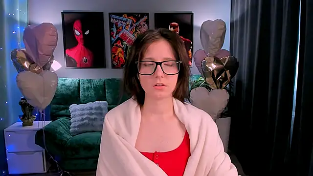 KikaOsterman online show from 03-11-26, 06:08