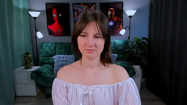 KikaOsterman online show from 04-17-26, 02:42