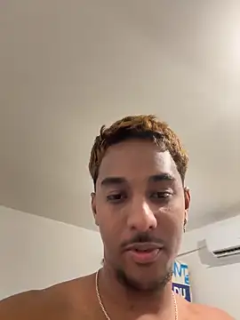 Axel black10 online show from 03-04-26, 06:58