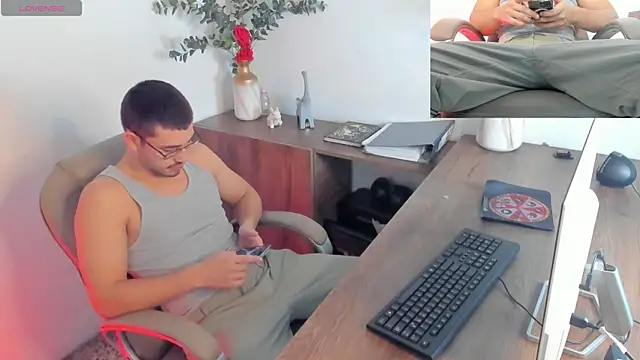 Snapshot of Jay_Grip chatting on 02-26-26, 12:59 Jay Grip online show from 02-26-26, 12:59