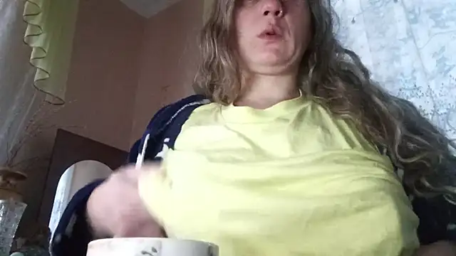 Snapshot of Norma_Wall chatting on 01-19-26, 05:44 Norma Wall online show from 01-19-26, 05:44