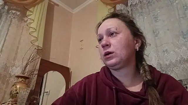 Snapshot of Norma_Wall chatting on 02-25-26, 06:17 Norma Wall online show from 02-25-26, 06:17