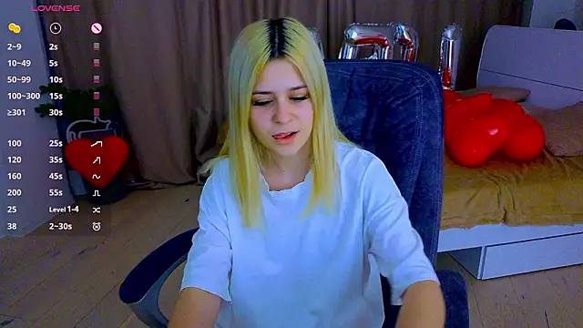 ApheliaStar online show from 02-10-26, 03:49