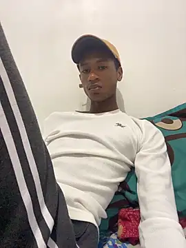 Snapshot of twink_gabrielll chatting on 05-30-26, 02:08 twink gabrielll online show from 05-30-26, 02:08