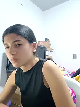 Snapshot of honeyhotgirl19 chatting on 02-22-26, 03:07 honeyhotgirl19 online show from 02-22-26, 03:07