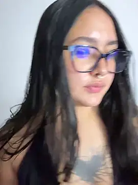 Snapshot of Diosa_lunar1 chatting on 07-05-26, 08:27 Diosa lunar1 online show from 07-05-26, 08:27