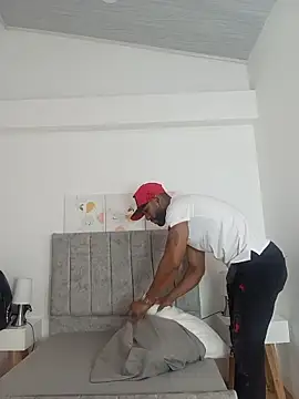 Snapshot of Dante_Knox chatting on 06-12-26, 06:40 Dante Knox online show from 06-12-26, 06:40
