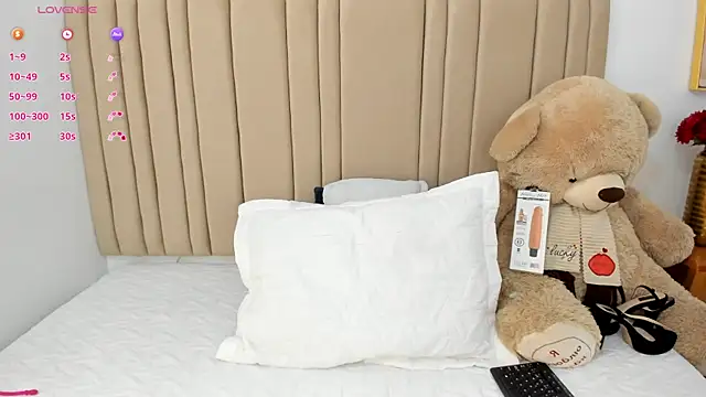 Snapshot of _seelena chatting on 02-09-26, 12:20 seelena online show from 02-09-26, 12:20