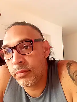 Snapshot of Big_vittollo chatting on 02-10-26, 12:53 Big vittollo online show from 02-10-26, 12:53