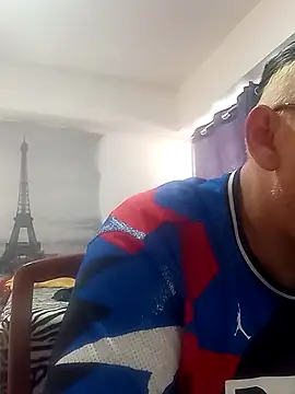 Snapshot of Big_vittollo chatting on 03-01-26, 03:36 Big vittollo online show from 03-01-26, 03:36