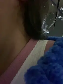 Snapshot of Shayla--broos chatting on 02-16-26, 08:05 Shayla--broos online show from 02-16-26, 08:05