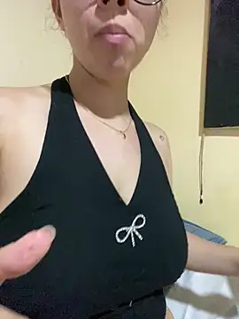 Snapshot of Shayla--broos chatting on 02-23-26, 08:06 Shayla--broos online show from 02-23-26, 08:06