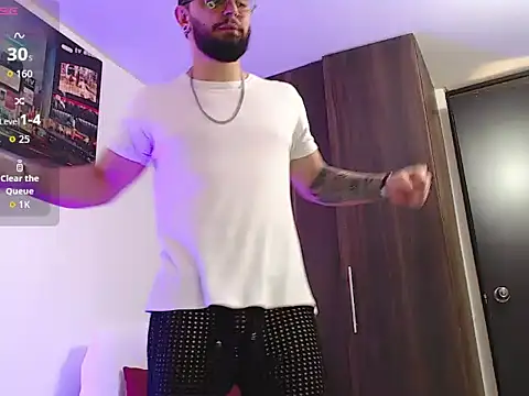 Axel Stton online show from 03-28-26, 01:11