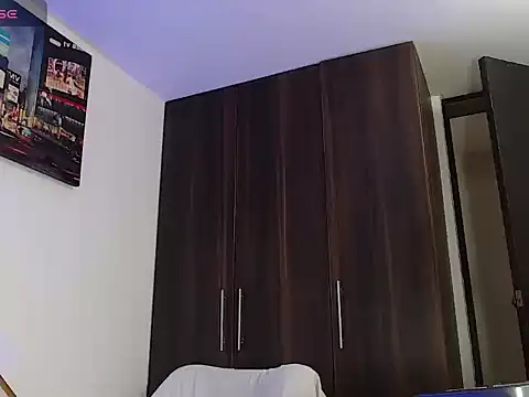 Axel Stton online show from 04-18-26, 08:20