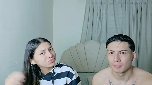 ScarlettAndLucas online show from 06-18-26, 10:19