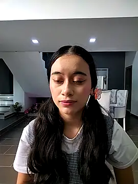 Snapshot of l0lita_emi chatting on 02-23-26, 03:09 l0lita emi online show from 02-23-26, 03:09