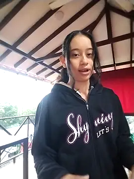 l0lita emi online show from 04-16-26, 11:11