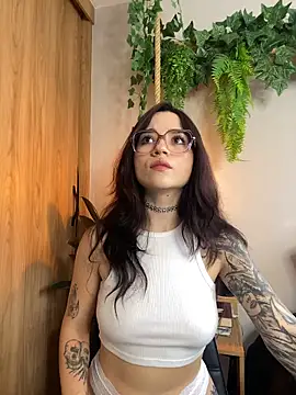 Snapshot of _Charlotte_Rose chatting on 02-18-26, 09:11 Charlotte Rose online show from 02-18-26, 09:11