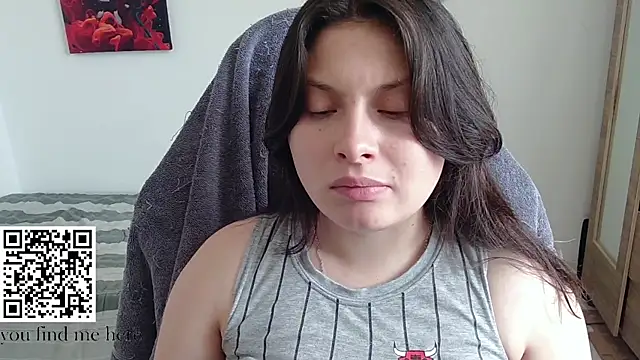 Snapshot of yessica_gomez01 chatting on 04-04-26, 07:11 yessica gomez01 online show from 04-04-26, 07:11