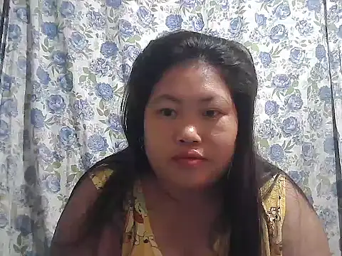Snapshot of pinay_rose14 chatting on 04-19-26, 10:12 pinay rose14 online show from 04-19-26, 10:12