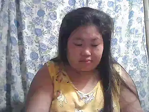 Snapshot of pinay_rose14 chatting on 05-03-26, 07:31 pinay rose14 online show from 05-03-26, 07:31