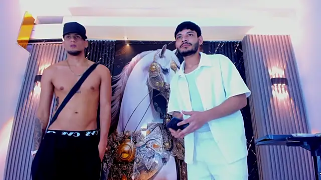 The Gods In Diamonds online show from 02-04-26, 10:15