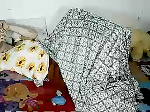 Snapshot of xxhotamizinggirl chatting on 02-07-26, 12:14 xxhotamizinggirl online show from 02-07-26, 12:14