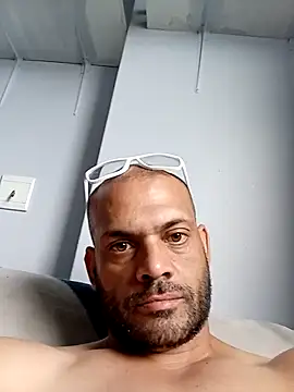 someone2lookAT online show from 01-12-26, 02:11