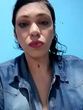 Snapshot of gaellymurlockx18 chatting on 02-21-26, 09:16 gaellymurlockx18 online show from 02-21-26, 09:16