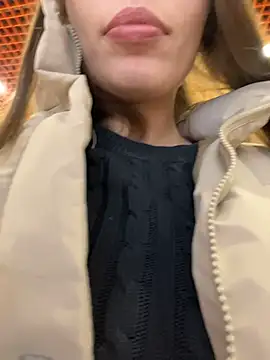 Snapshot of LeiaMood chatting on 02-03-26, 05:38 LeiaMood online show from 02-03-26, 05:38