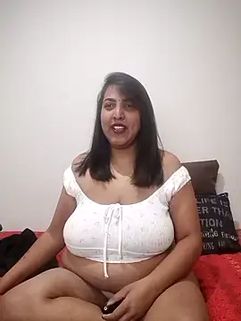 Snapshot of IndianBearxx chatting on 06-09-26, 05:24 IndianBearxx online show from 06-09-26, 05:24