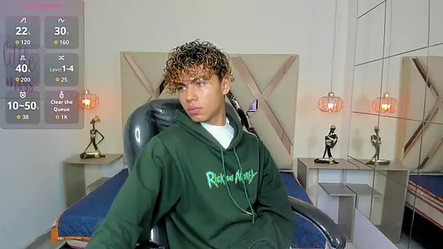 Snapshot of Anyelo_Twink chatting on 04-28-26, 04:28 Anyelo Twink online show from 04-28-26, 04:28