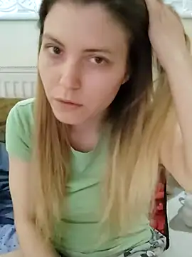 Snapshot of MochiNy4n chatting on 07-12-26, 05:48 MochiNy4n online show from 07-12-26, 05:48