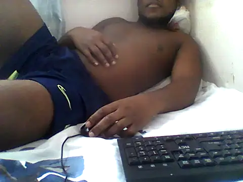handsomeguy02 online show from 05-22-26, 12:44