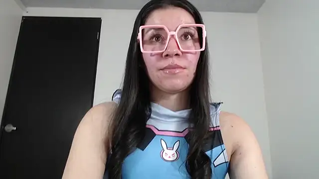 Snapshot of Missy_torker chatting on 02-09-26, 02:43 Missy torker online show from 02-09-26, 02:43