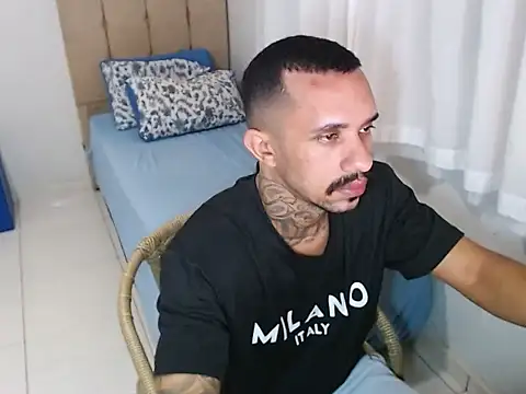 lipegonzalezz online show from 02-26-26, 02:16