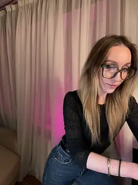 AnesaKis online show from 03-19-26, 09:52