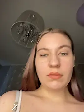 Snapshot of MargoXoki chatting on 02-16-26, 11:06 MargoXoki online show from 02-16-26, 11:06