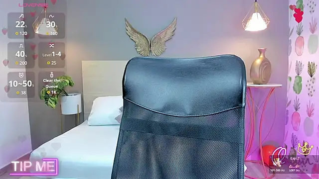 emma hiltonn  online show from 06-02-26, 07:27
