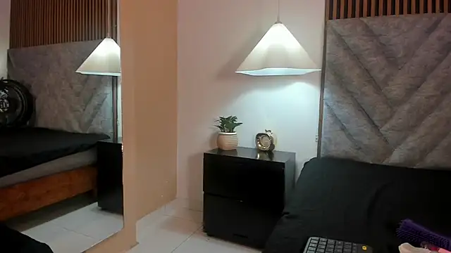Arianaa Cooper  online show from 05-14-26, 11:50