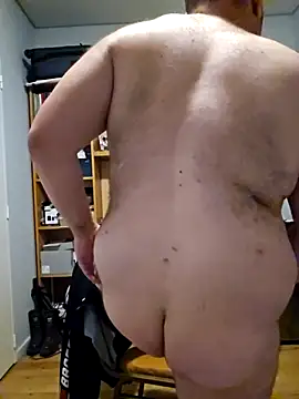 Snapshot of pablovlar chatting on 02-13-26, 03:02 pablovlar online show from 02-13-26, 03:02